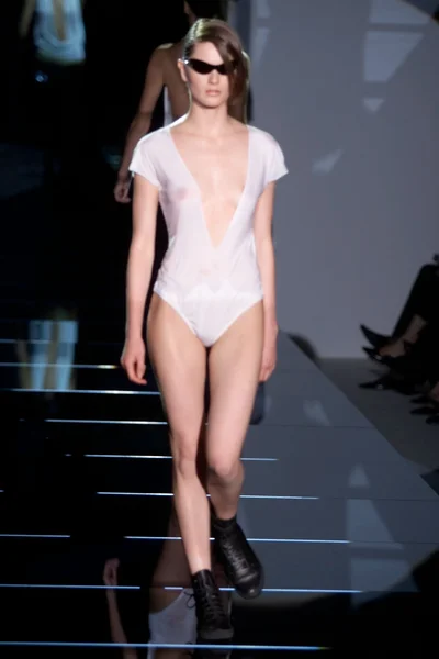 Look 36